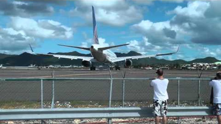 St. Martin St. Maarten Princess Juliana Airport takeoffs landings