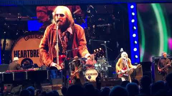 Tom Petty and the Heartbreakers ~ Mary Jane's Last Dance ~ Hollywood Bowl ~ 9/22/2017