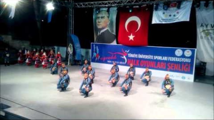 Pamukçu Karşılaması ve İkili Güvende - Balıkesir Üniversitesi Halk Oyunları Zeybek Ekibi @Ayvalık