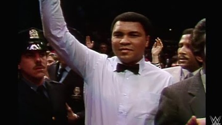 Muhammad Ali makes his presence felt at WrestleMania I Muhammad Ali makes his presence felt at WrestleMania I