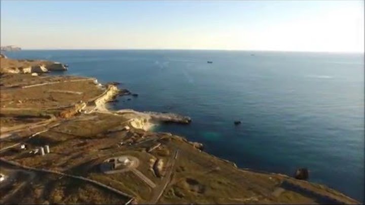 Крым, г.Севастополь, 35-я береговая батарея, голубая бухта в феврале