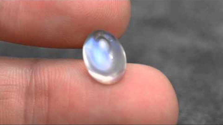 Натуральный лунный камень с голубым отблеском - отливом.