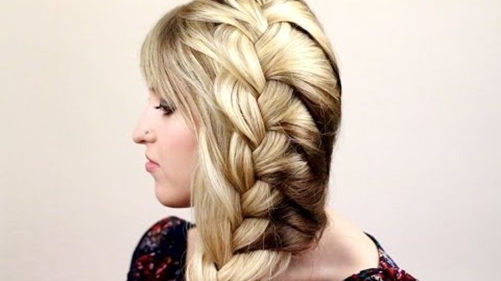 Свободная французская коса на одну сторону. French braid on one head side