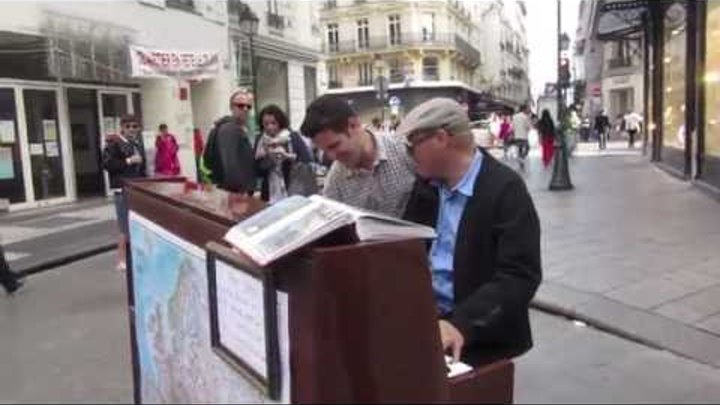 Spontaneous Jazz duet on Street Piano in Paris #2