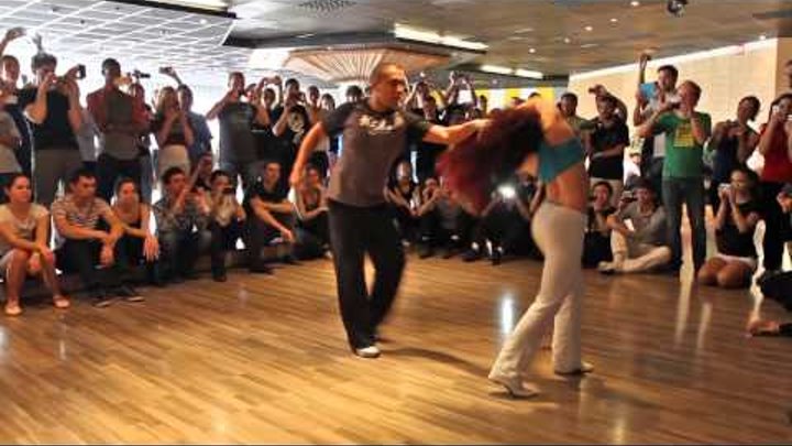 Kadu Pires and Larissa Thayane zouk teacher demo Kadu Pires and Larissa Thayane zouk teacher demo