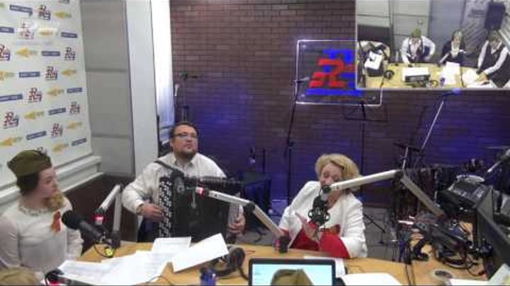 Дмитрий Дмитриенко и Надежда Крыгина На RadioRadio в Молодёжном Радио Клубе.Программа 14