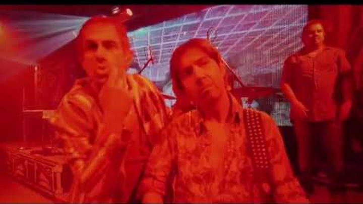 Uh...Uh... (Bingo Bongo) - Il Re degli Ignoranti 2015 - Tributo Adriano Celentano COVER BAND Uh...Uh... (Bingo Bongo) - Il Re degli Ignoranti 2015 - Tributo Adriano Celentano COVER BAND