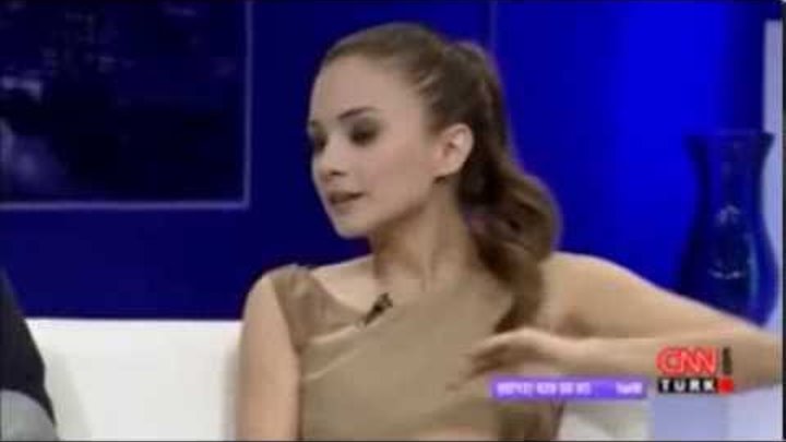 Damla Sönmez & Seçkin Özdemir Kuzu kuzu смотреть онлайн Damla Sönmez & Seçkin Özdemir Kuzu kuzu