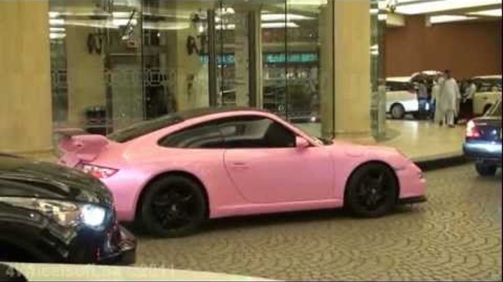 Pink Porsche 911 Carrera