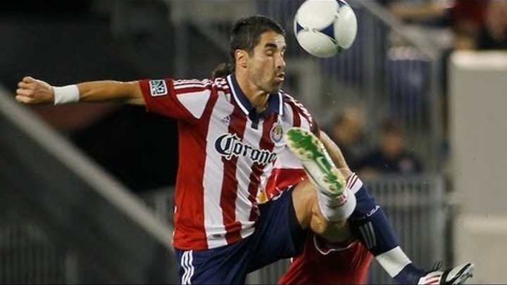 Juan Pablo Angel scores acrobatic goal for Chivas USA vs New York Juan Pablo Angel scores acrobatic goal for Chivas USA vs New York