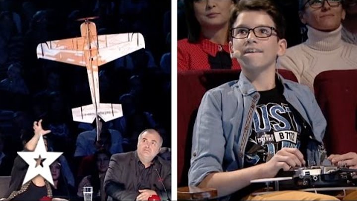 Flying High with Amazing 12 Year Old Ştefan Ungureanu | Auditions Week 1 | Românii au talent