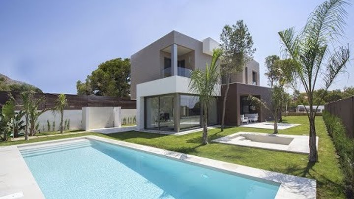 Luxury villa with private pool in Finestrat, close to Benidorm