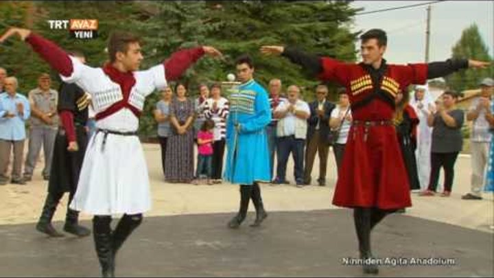 Konya'daki Karaçaylı Gençlerin Halk Dansları - Ninniden Ağıta Anadolum - TRT Avaz