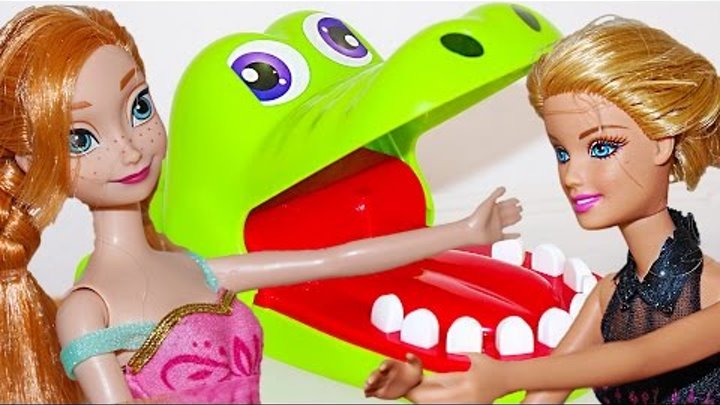Игровой Мультик – Барби и принцесса Анна играют в крокодил Челлендж. Мультик куклами для детей