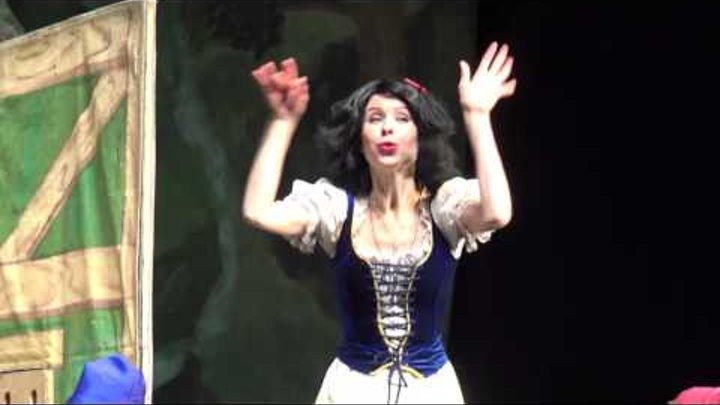 Мирослава Карпович танцует в Риге в спектакле "Белоснежка и семь гномов". 21.11. 2015 г.