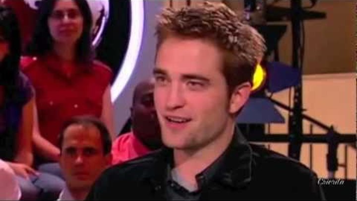 ROBERT PATTINSON - LOVE SHOW ROBERT PATTINSON - LOVE SHOW