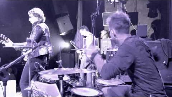 Найк Борзов "Одна она" Live in B2(drum cam) drums - Mikhail Kozodaev