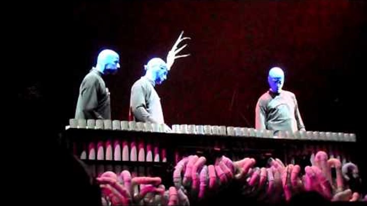 Blue Man Group Pipe Medley (with Crazy Train & Lady Gaga) смотреть онлайн Blue Man Group Pipe Medley (with Crazy Train & Lady Gaga)