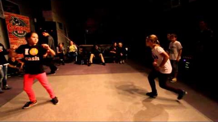 1/4 Hip-Hop Beginners | Винни vs Элис | UKS | CreWo 1/4 Hip-Hop Beginners | Винни vs Элис | UKS | CreWo