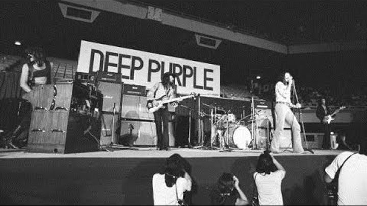 Deep Purple - Smoke On The Water Live Video (17/08/1972 Budokan Tokyo Japan)