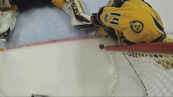 Ekholm crashes into net just in time to save goal