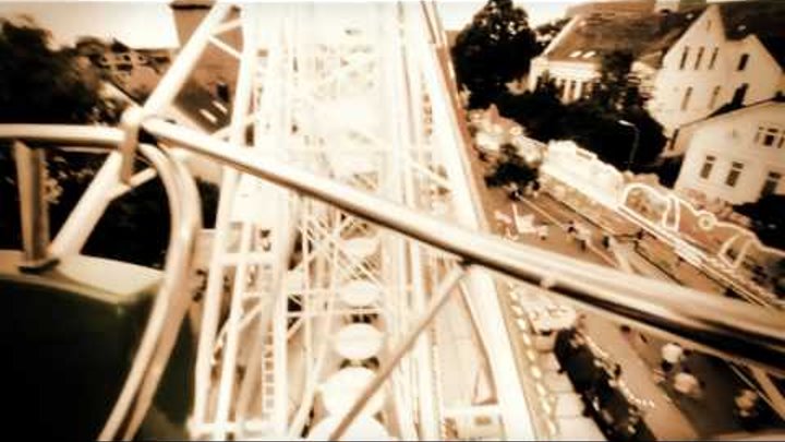 Tim de Ville feat. Alessa - Love is an Ocean (Official Video) Tim de Ville feat. Alessa - Love is an Ocean (Official Video)