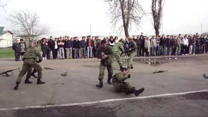 02 16 04 2010 Показательное выступление КОБР на день призывника 02 16 04 2010 Показательное выступление КОБР на день призывника