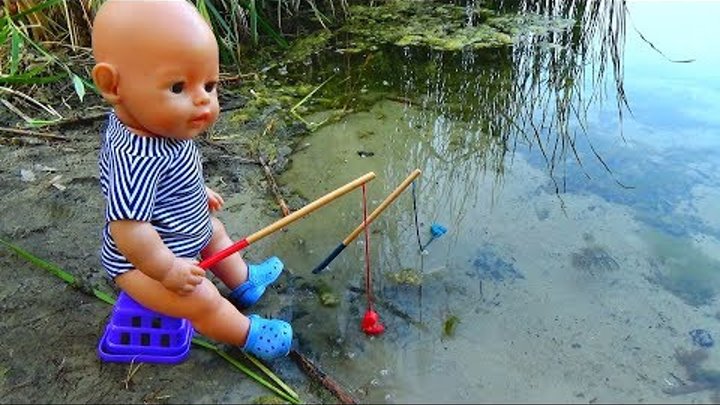 Куклы Беби Бон НОЧУЮТ В ЛЕСУ в ПАЛАТКЕ Baby Born. Кукла Беби Бон Макс ловит рыбу - РЫБА УБЕЖАЛА.