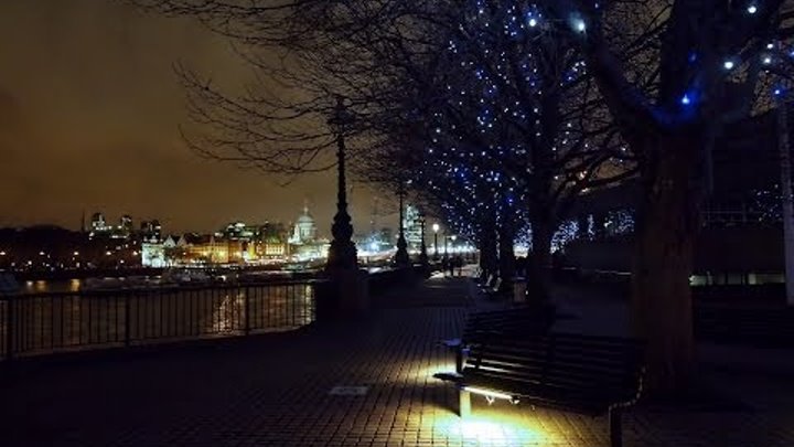 Night time lapse photography around London