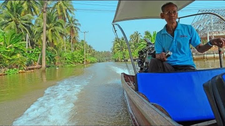 Thailand speed-motorboat ride to Floating market Damnoen Saduak Ratchaburi 2015 Tourism Asia