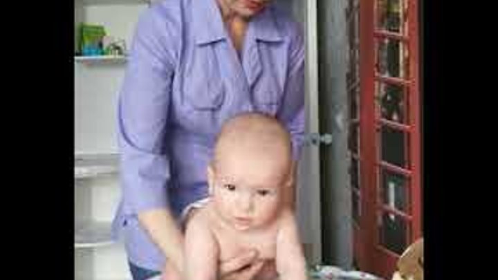 Как научиться ползать и сидеть, детский массаж Краснодар.