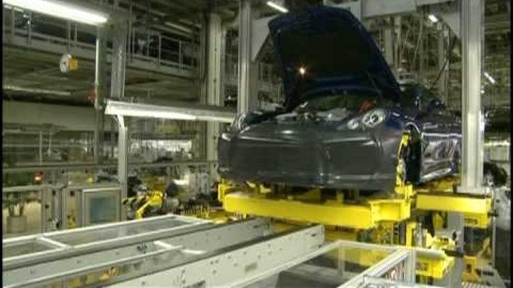 2010 Porsche Panamera on the Production Line смотреть онлайн 2010 Porsche Panamera on the Production Line
