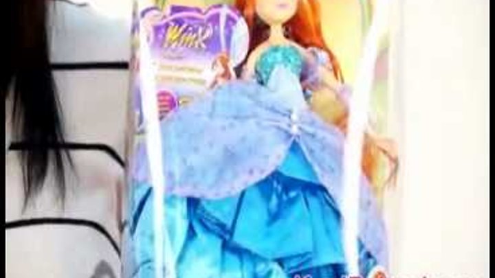 Кукла Винкс Блум Принцесса в бальном платье