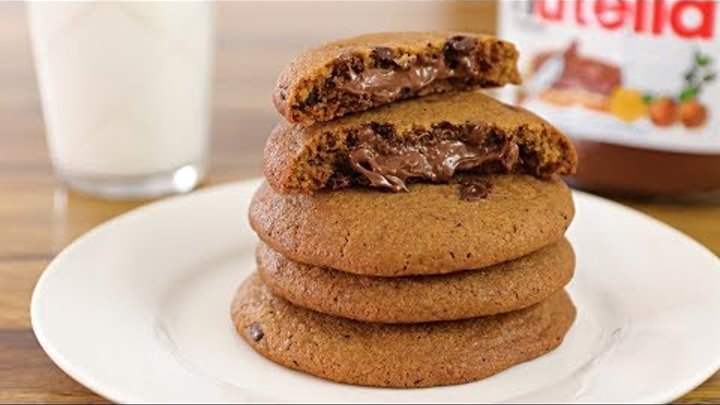Nutella Stuffed Chocolate Chip Cookies Recipe