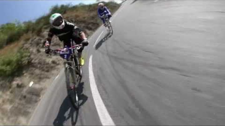 Bike race @ 95 km/h IN THE RAIN - Red Bull Road Rage Bike race @ 95 km/h IN THE RAIN - Red Bull Road Rage