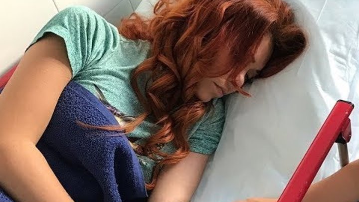участница Битвы экстрасенсов Николь Кузнецова попала в больницу ! участница Битвы экстрасенсов Николь Кузнецова попала в больницу !