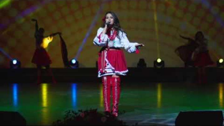 Performance by Valentyna Butenko from Miss Ukrainian Canada 2016