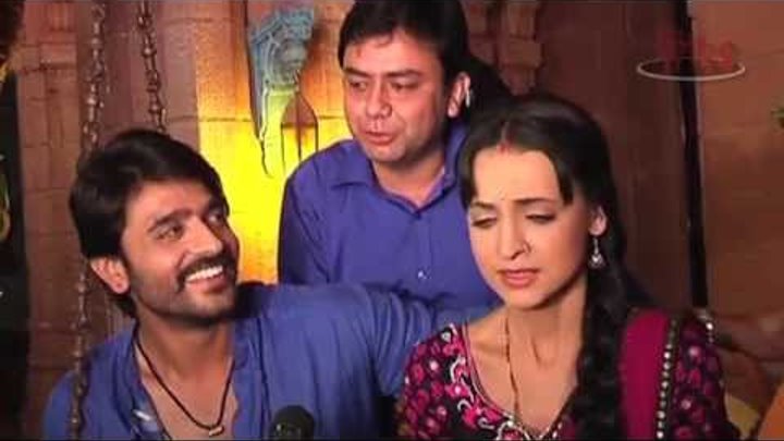 Paro and Rudra in trouble-From the Sets of Rangrasiya