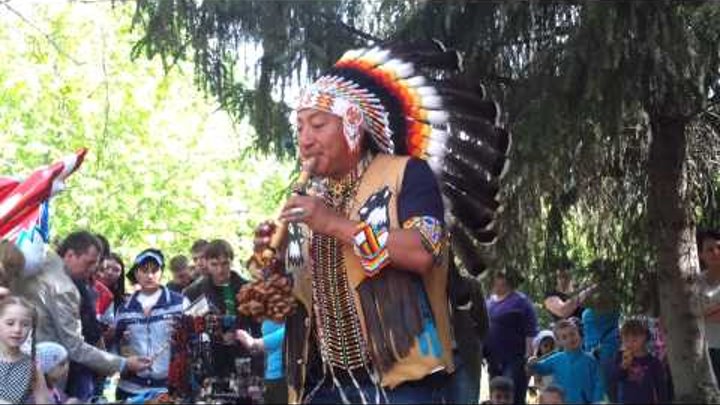 Эквадорские индейцы в Новосибирске 9 мая 2015 года День победы Part 1