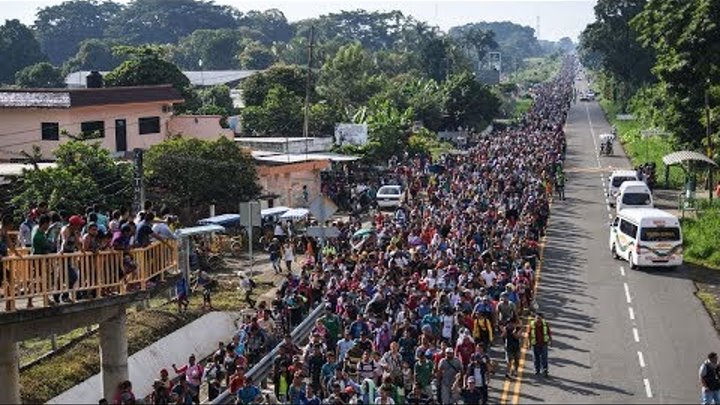 Выборы в США 2018 - караван мигрантов - беженцев движется через Мексику чтобы поджечь Белый Дом