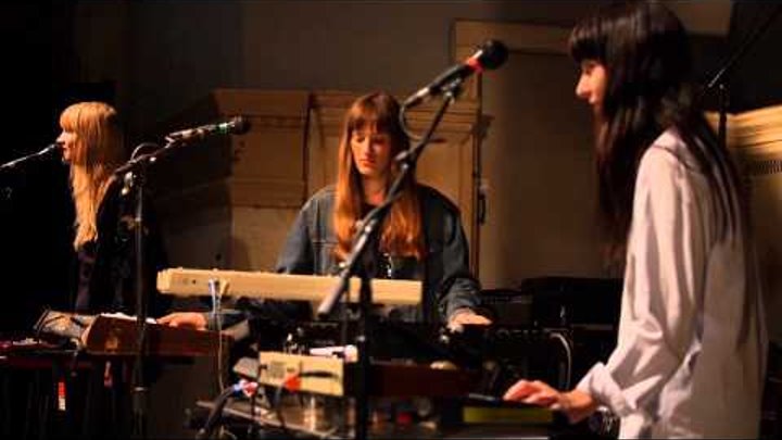 Au Revoir Simone - Gravitron (Live on KEXP) Au Revoir Simone - Gravitron (Live on KEXP)
