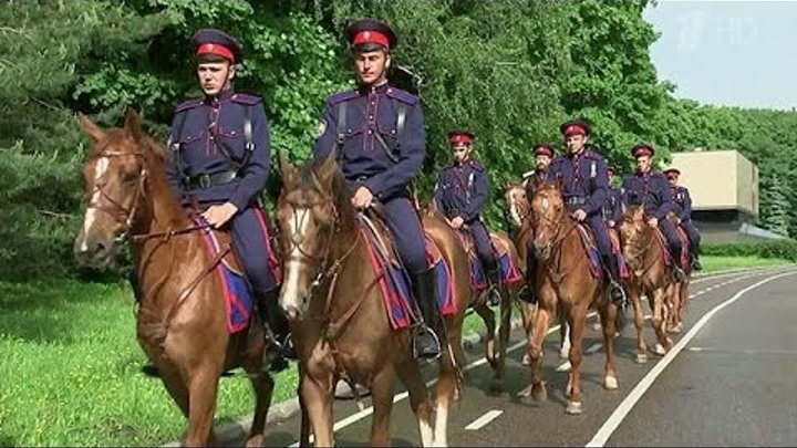Российские казаки отправились в конный поход на Берлин