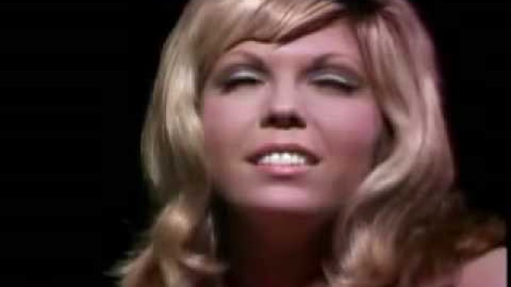 Bang Bang -My Baby Shot Me Down- Nancy Sinatra 1966