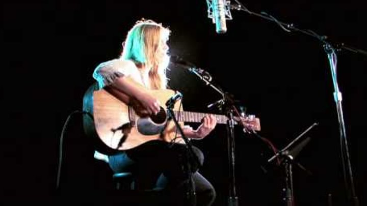 Lisa Miskovsky - "Still Alive" Mirror's Edge Theme Song (Acoustic) Lisa Miskovsky - "Still Alive" Mirror's Edge Theme Song (Acoustic)