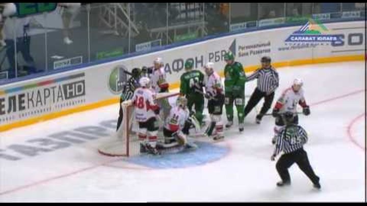 «Салават Юлаев» (Уфа) - «Трактор» (Челябинск), 3:1 смотреть онлайн «Салават Юлаев» (Уфа) - «Трактор» (Челябинск), 3:1