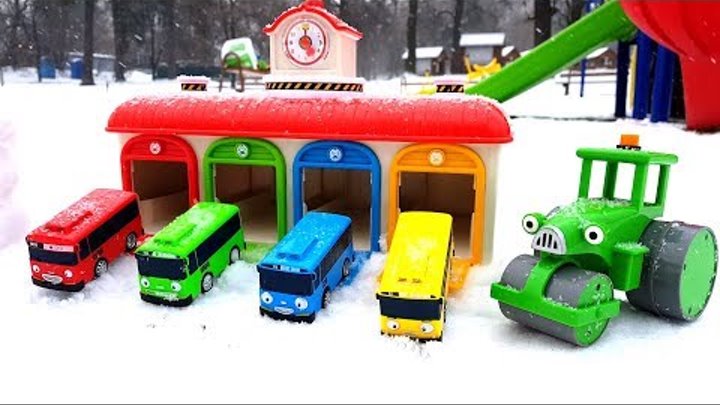 Автобусы Тайо и машинки. Развивающее видео для детей #промашинки Tayo toys Молния Маквин, Метр Каток
