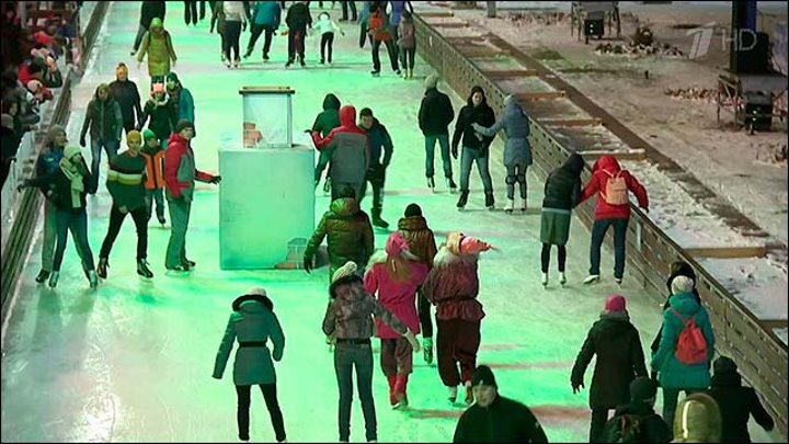 Рекордное количество катков — почти полторы тысячи — заработают этой зимой в Москве - Первый канал