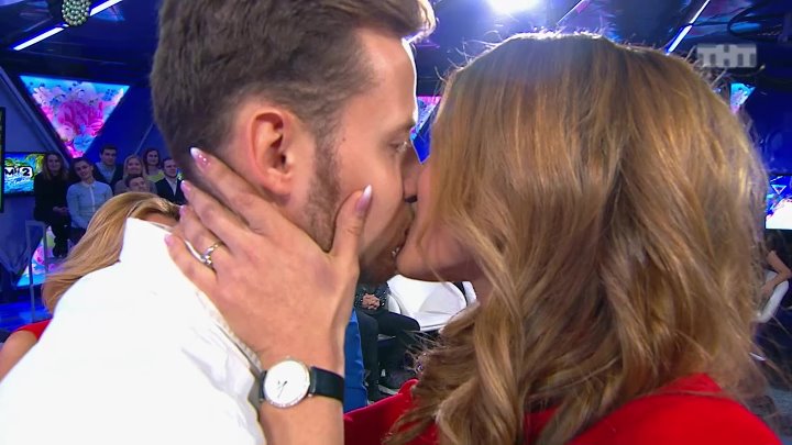 snimaetsya-porno-video-onlayn-soblaznenie-v-poezde-foto-moey-zrelochki