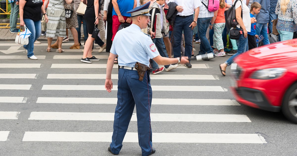 штраф пешеходу за переход в неположенном месте. штраф пешеходу за переход в неположенном месте. штраф за переход в неположенном месте. переход в неположенном месте административное правонарушение. штраф пешеходу за переход в неположенном месте.