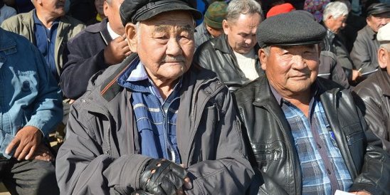 Агинское газета. Свежий номер газеты взгляд. Агинское газета. Агинское газета. Толон газета на бурятском языке.